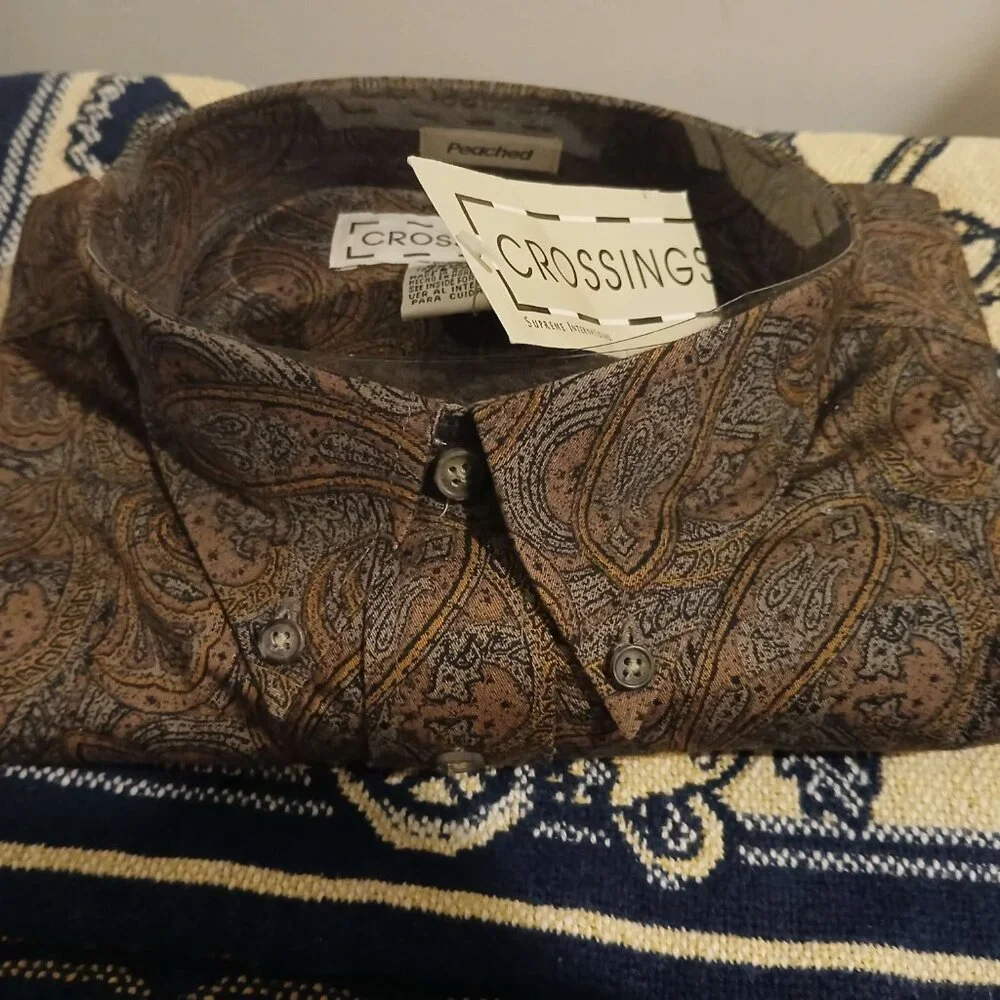 Men Shirt - Picture 4 of 8